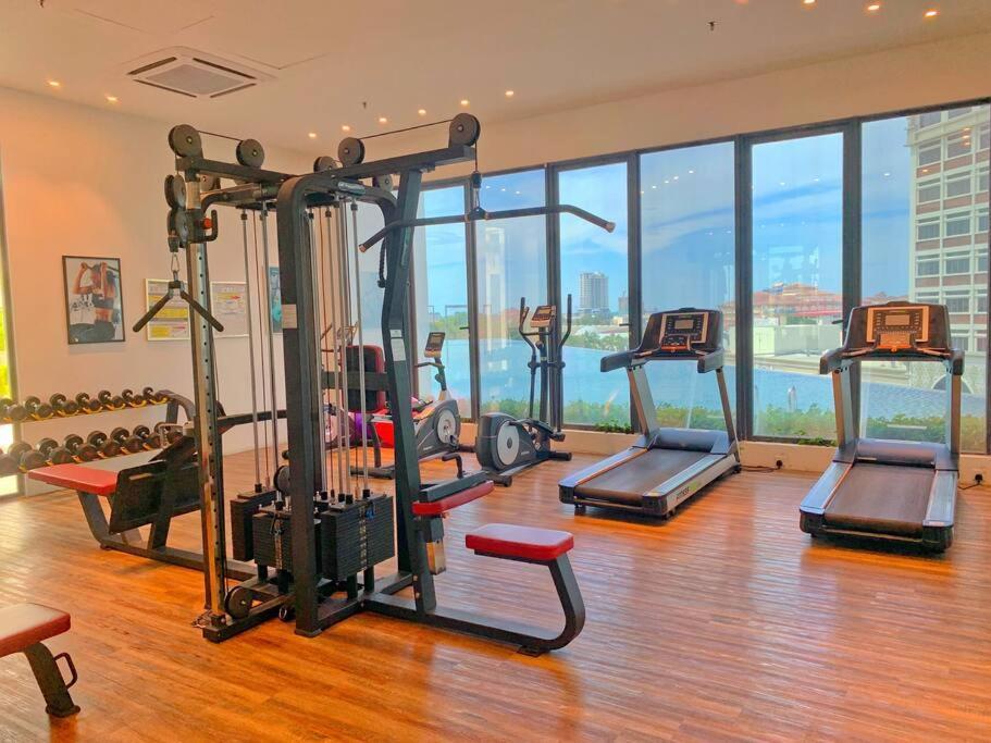 Netflix 2 Bedroom Troika Kota Bharu Homestay 1812 Екстер'єр фото