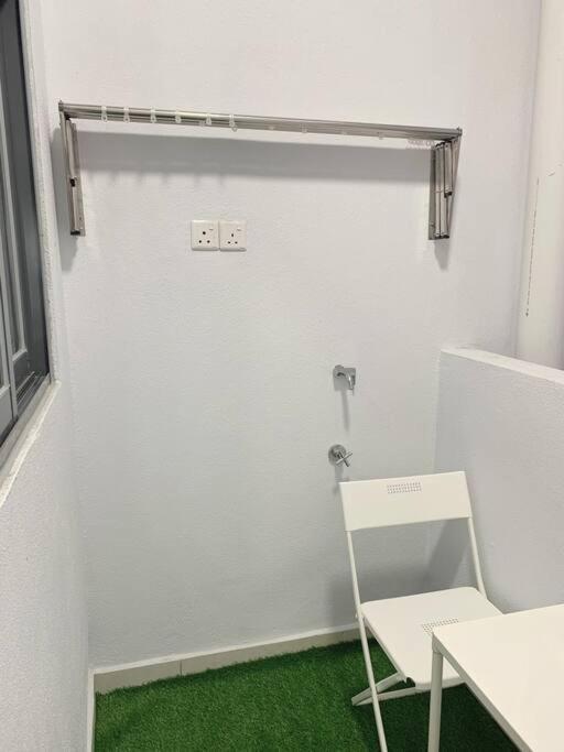 Netflix 2 Bedroom Troika Kota Bharu Homestay 1812 Екстер'єр фото